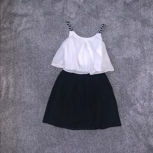 Girls | AMY BYER Holiday Dress | Size Medium